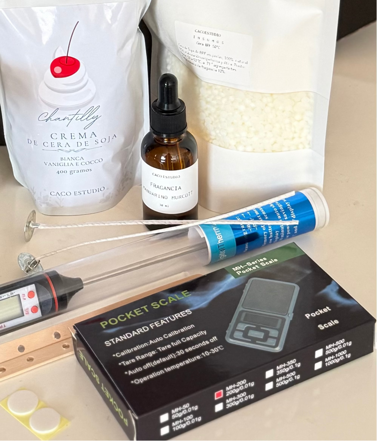 KIT INICIAL 4 VELAS CONTENEDOR CON CHANTILLY