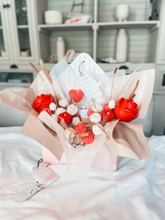 BOUQUET DE FLORES BLANCO-ROJO